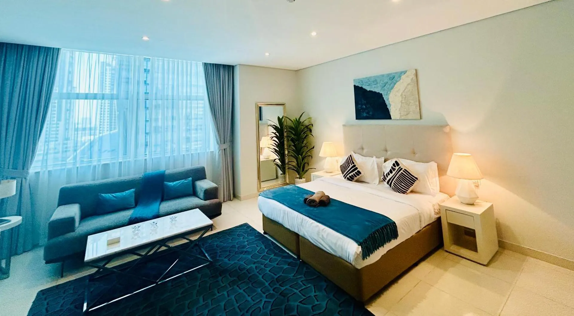 Sunrise Homes - Large Spacious Studio In Business Bay Dubai Apartment